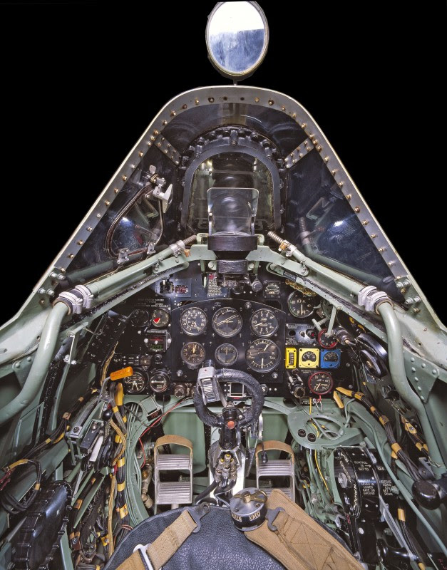 cockpit007